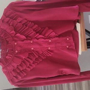 unmarked,tag is faded vintage-ish shirt-crop top